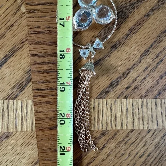 Long necklace - Picture 4 of 4